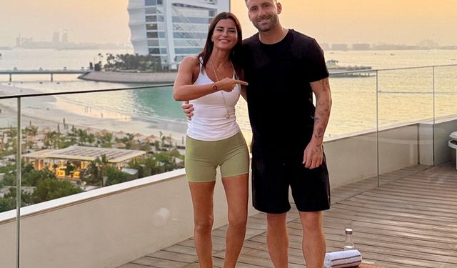 ECE VAHAPOĞLUNDAN İNGİLİZ FUTBOLCUYA YOGA