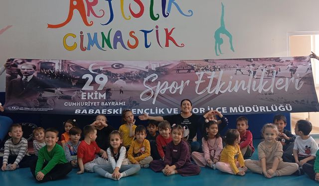 Babaeski’de Cumhuriyet Coşkusuyla Cimnastik Şenliği