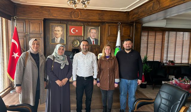 Başkan Erdem, Okulu Aile Birliği ile Görüştü