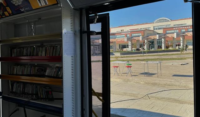 Gezici Kütüphane, Kırklareli Üniversitesi Öğrencileriyle Buluştu