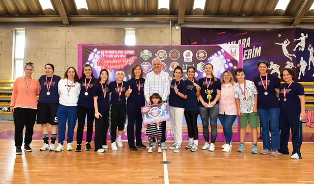 Lüleburgaz’da 8. Kadınlar Spor Turnuvası Cumhuriyet Kupası Sona Erdi