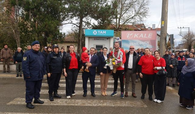 Yasin Süzen Olimpiyatlarda Altın Madalya Kazandı