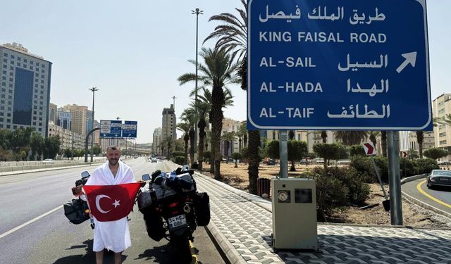 Sigarayı bıraktı, motosikleti ile 250 bin kilometre yol yaptı: Son durağı umre oldu