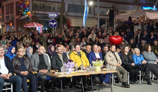 Pınarhisar'da hamsi festivali horonla coştu