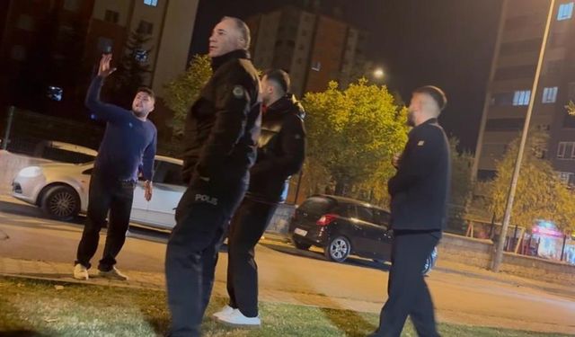 Alkollü yakalanmamak için şoför olduğunu inkar eden şahıs ekiplere zorluk çıkardı