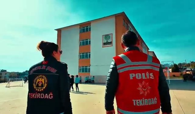 Tekirdağ'da polis ekiplerinden okullarda geniş çaplı denetim