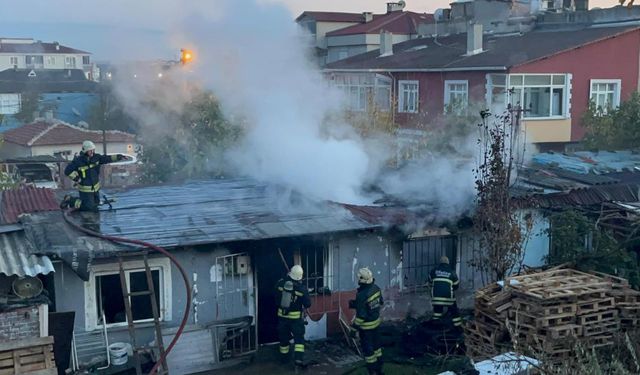 Sobayı yakıp alışverişe çıktı, geldiğinde evi küle döndü