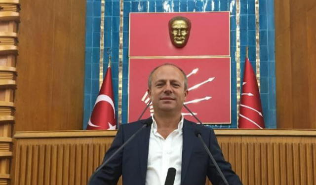 Başkan Çamlıca: “10 Kasım, Atatürk’ün Fikirlerini Yeniden Hatırlama Günüdür”