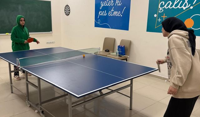 Babaeski Kız Yurdunda Masa Tenisi Turnuvası Yapıldı