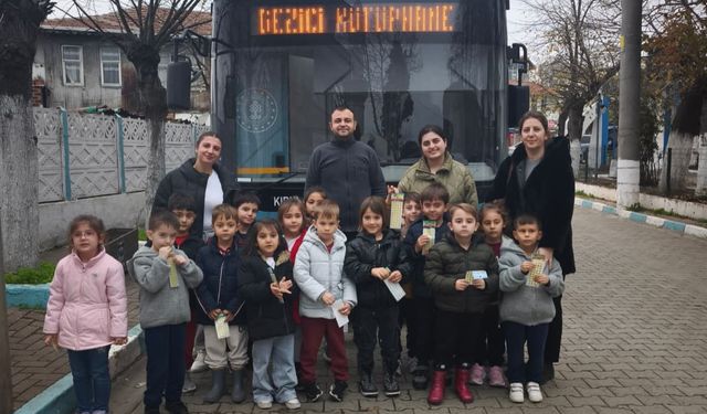Gezici Kütüphane Kıyıköy’de Öğrencilerle Buluştu