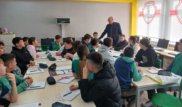 Müdür Akdemir’den Namık Kemal Ortaokulu’na Ziyaret