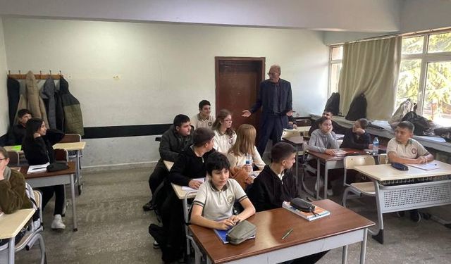 Akdemir’den Atatürk Ortaokulu’na LGS Ziyareti