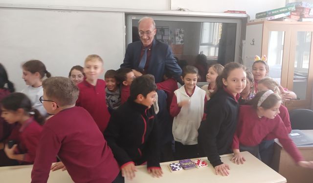 Akdemir’den Kıyıköy’deki Okullara Ziyaret