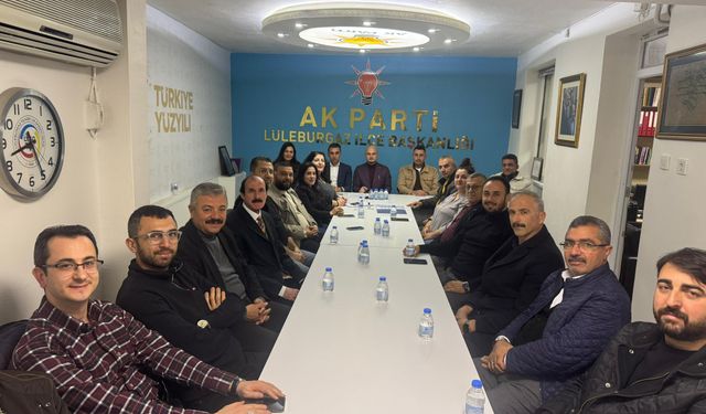 AK Parti Lüleburgaz’da Haftalık Toplantı Yapıldı