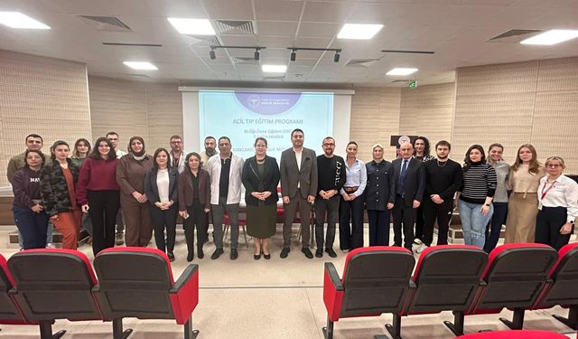 Lüleburgaz’da Sağlık Personeline Acil Tıp Eğitimi