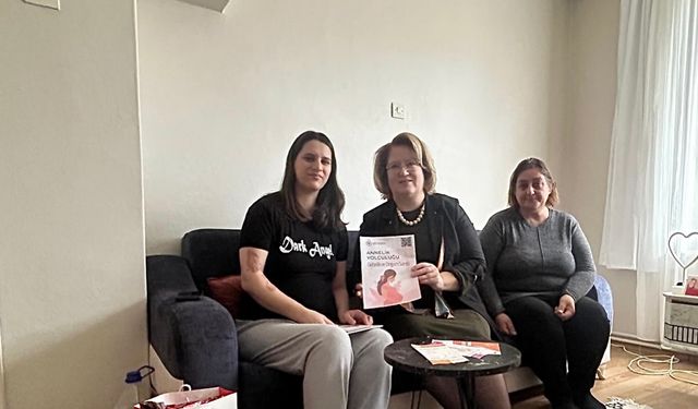 Gebelere Evde Sağlık Desteği Sürüyor