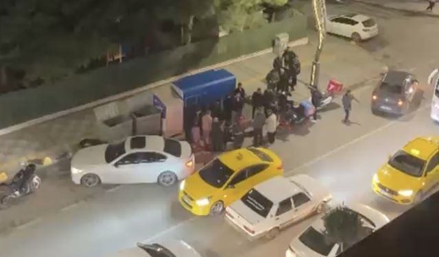 Otomobille çarpışan motosikletin sürücüsü yaralandı