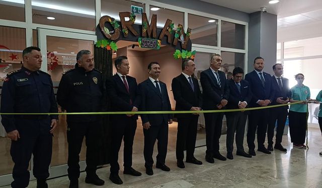 Tekirdağ'da öğrencilerden doğa temalı sergi