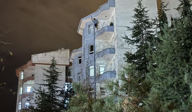 İntihara kalkışan şahıs 4 saatte ikna edildi