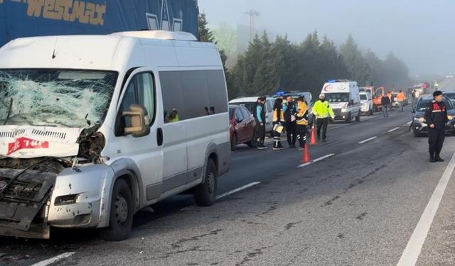 Edirne’de 10 araçlı zincirleme kaza: 5 yaralı