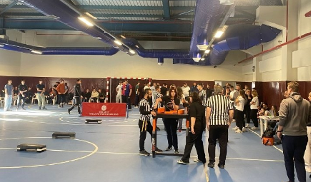 Kırklareli’nde Bilek Güreşi Heyecanı Yaşandı