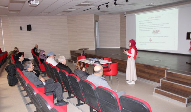 Lüleburgaz’da Diyabet Okulu Eğitimi Gerçekleştirildi