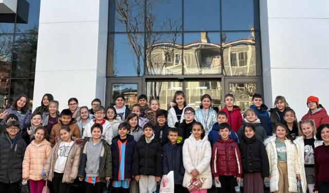 Bahçelievler İlkokulu Öğrencilerinden Kütüphaneye Ziyaret