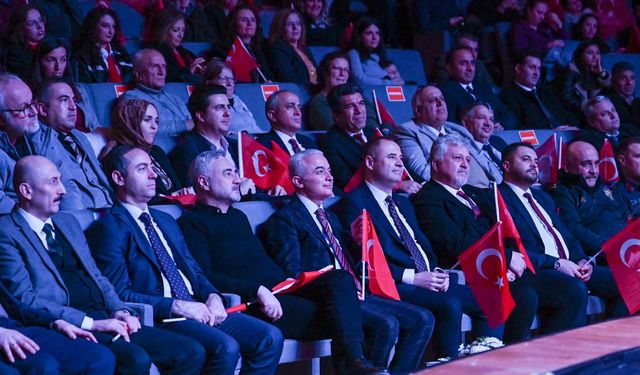 Başkan Bulut, “Kim Var?” Sanat Etkinliğine Katıldı