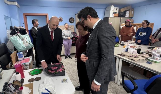 Müdür Altınöz’den Kofçaz Halk Eğitimi Merkezi’ne Ziyaret