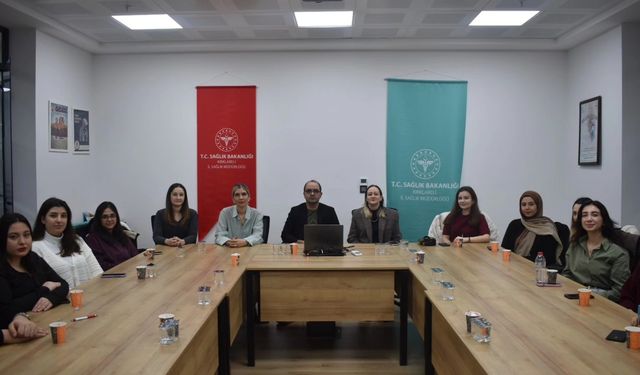 Kırklareli’nde Aile Sağlığı Çalışanlarına Hizmet İçi Eğitim