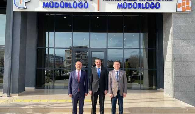 Kaymakam Özderin’den Kadastro Müdürü Akkaya’ya Ziyaret