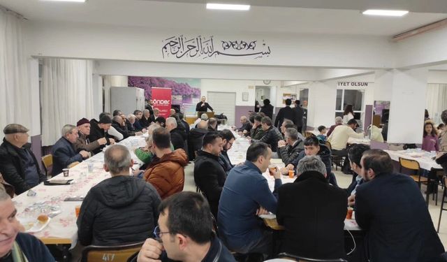 Milletvekili Sarıçam, İmam Hatipliler İftarında Buluştu