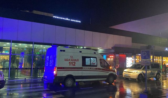 Zehirlenen 8 güvenlik görevlisi hastaneye kaldırıldı