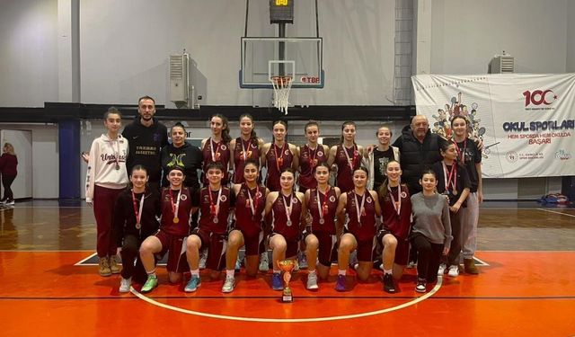 TREDAŞ Spor Kulübü U18 Kız Takımı namağlup il şampiyonu oldu