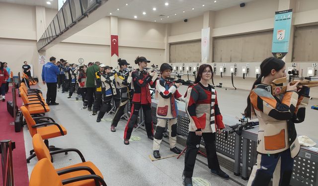 Kırklareli Sporcuları Atıcılıkta Derecelerle Döndü