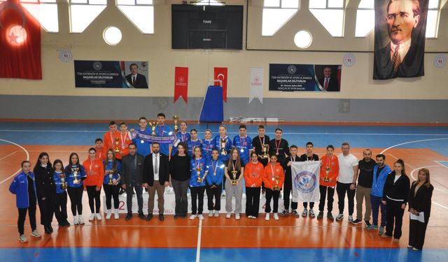 Okul Sporları Floor Curling İl Birinciliği Tamamlandı