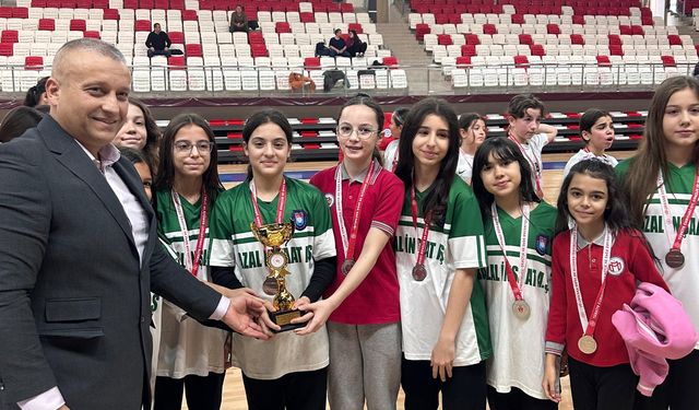 Kırklareli’nde Küçük Kızlar Hentbol İl Birinciliği Sona Erdi