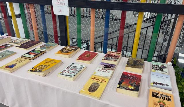 Lüleburgaz’da Nevruz Temalı Kitap Sergisi Açıldı