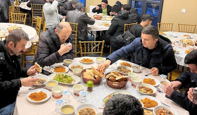 Alucra’da geleneksel iftar programı sürüyor