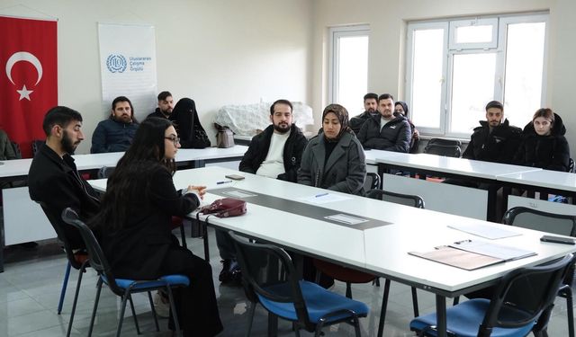 Genç çiftlere 'aile' eğitimi