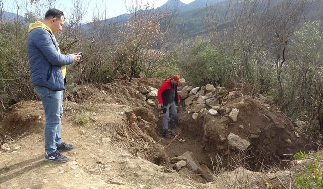 Roma dönemine ait kalıntıların bulunduğu bölge defineciler tarafından tahrip edildi