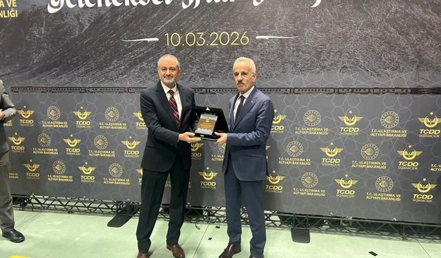 Bakan Uraloğlu: "Avrupa'nın 6'ncı, dünyanın 8'inci yüksek hızlı tren işletmecisi konumuna yükseldik"
