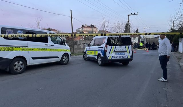 Tekirdağ'da feci kaza: Çöp toplayan kadın kamyonun altında can verdi