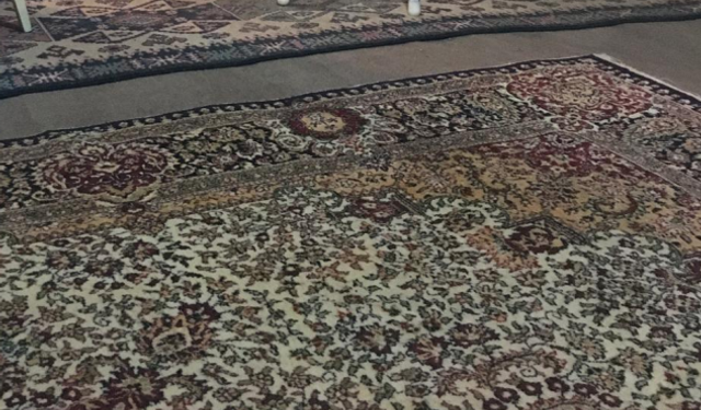 Geleneksel Halılar Ev Dekorasyonunda Yerini Koruyor