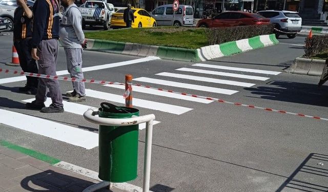 Kırklareli’nde Yaya Geçitleri Boyanıyor