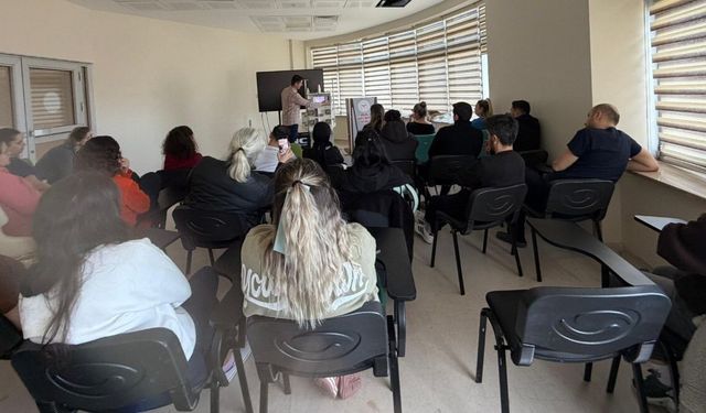 Yoğun Bakım Personeline Hemodiyafiltrasyon Eğitimi