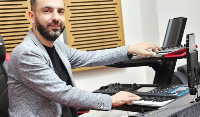 KEMAL CEYHAN 4 AYLIK SESSİZLİĞİNİ 2 ŞARKIYLA BOZDU