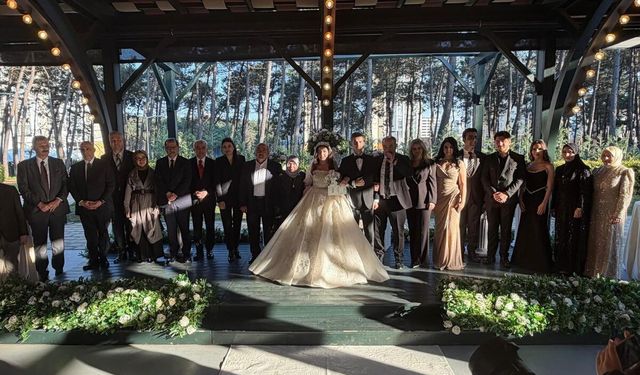 Vali Turan Nikah Şahitliği Yaptı