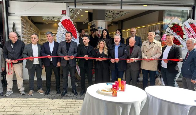 Vekil Sarıçam, Gezgin Takı’nın Açılışına Katıldı