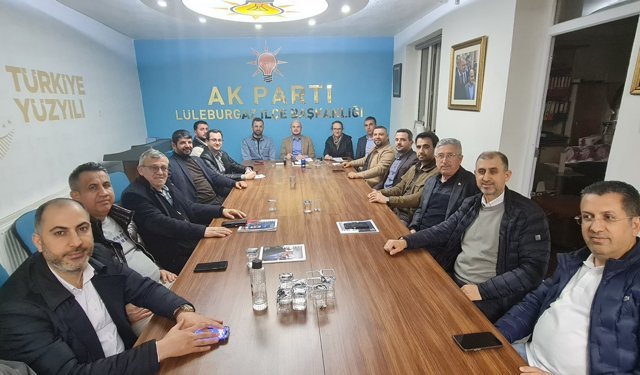 AK Parti Lüleburgaz Teşkilatı Haftalık Toplantısını Yaptı